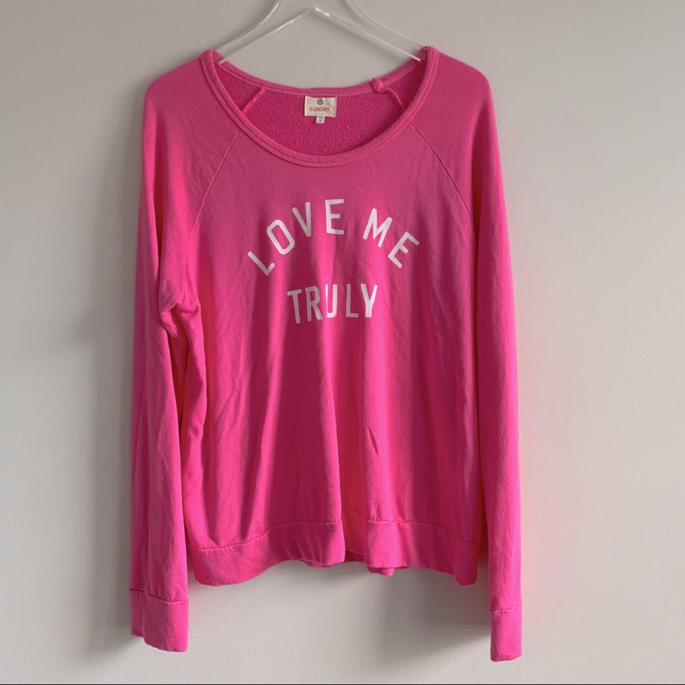 Sundry Love Me Truly Graphic Pullover top pink